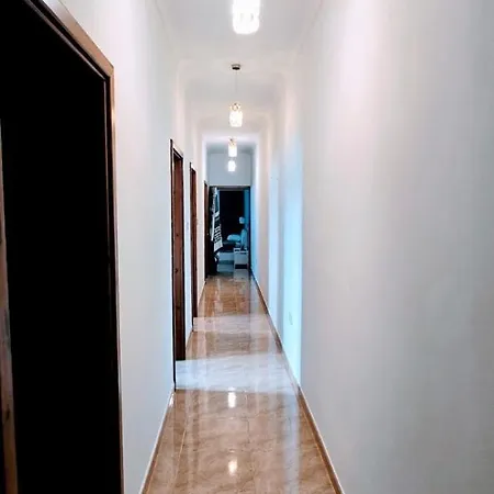 Apartman 3-br Penthouse Near Amenities
