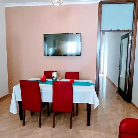 3-br Penthouse Near Amenities Apartment San Gwann